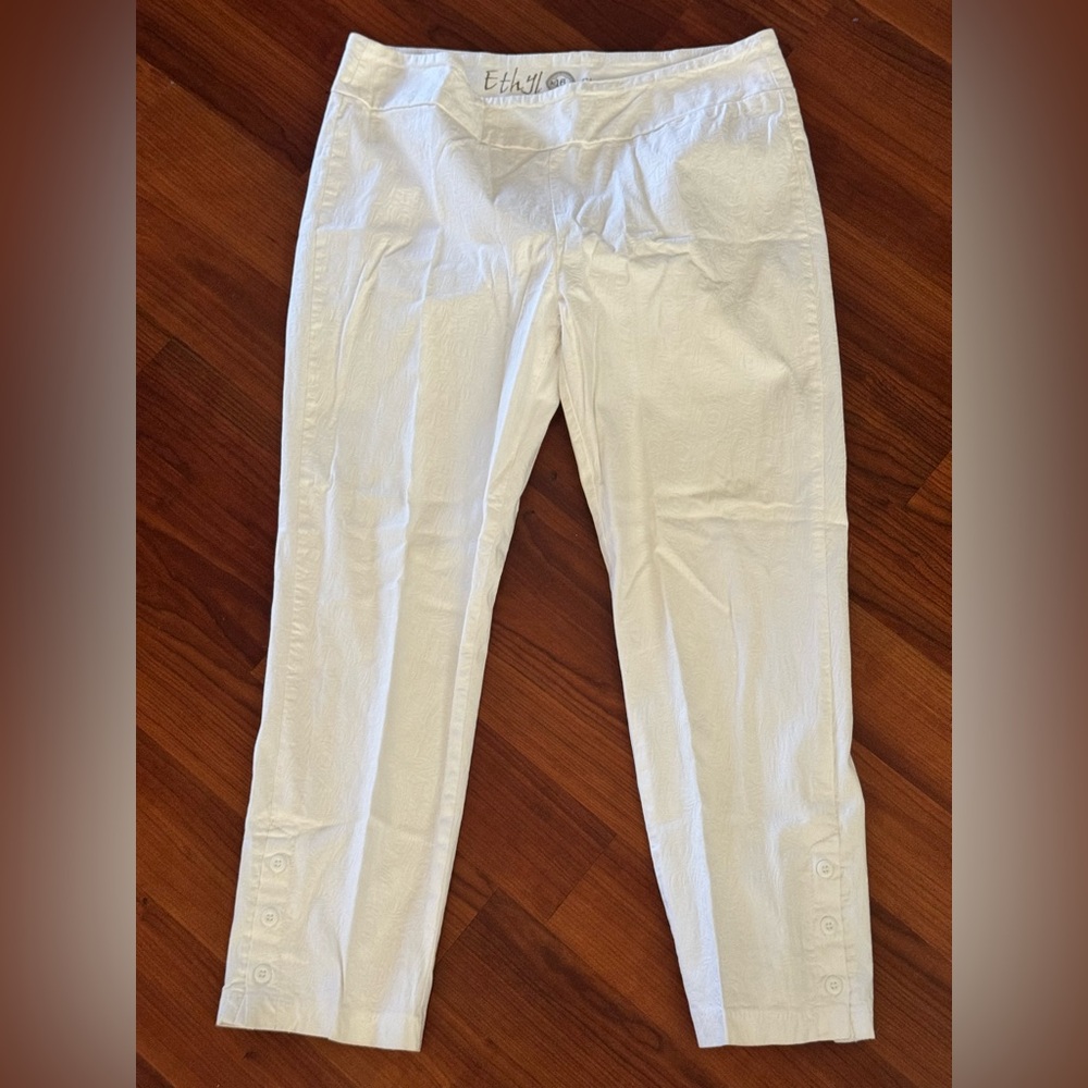 Ethyl Classic White Textured Pants